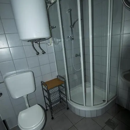 Appartement And Grohar *